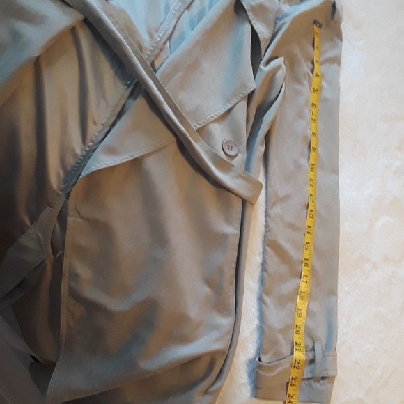 Event Trench Coat, Large - Picture 8 of 17